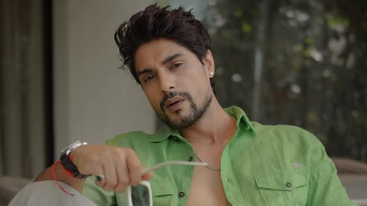 Get inspired by Ankit Gupta's fitness routine Get inspired by Ankit Gupta's fitness routine
