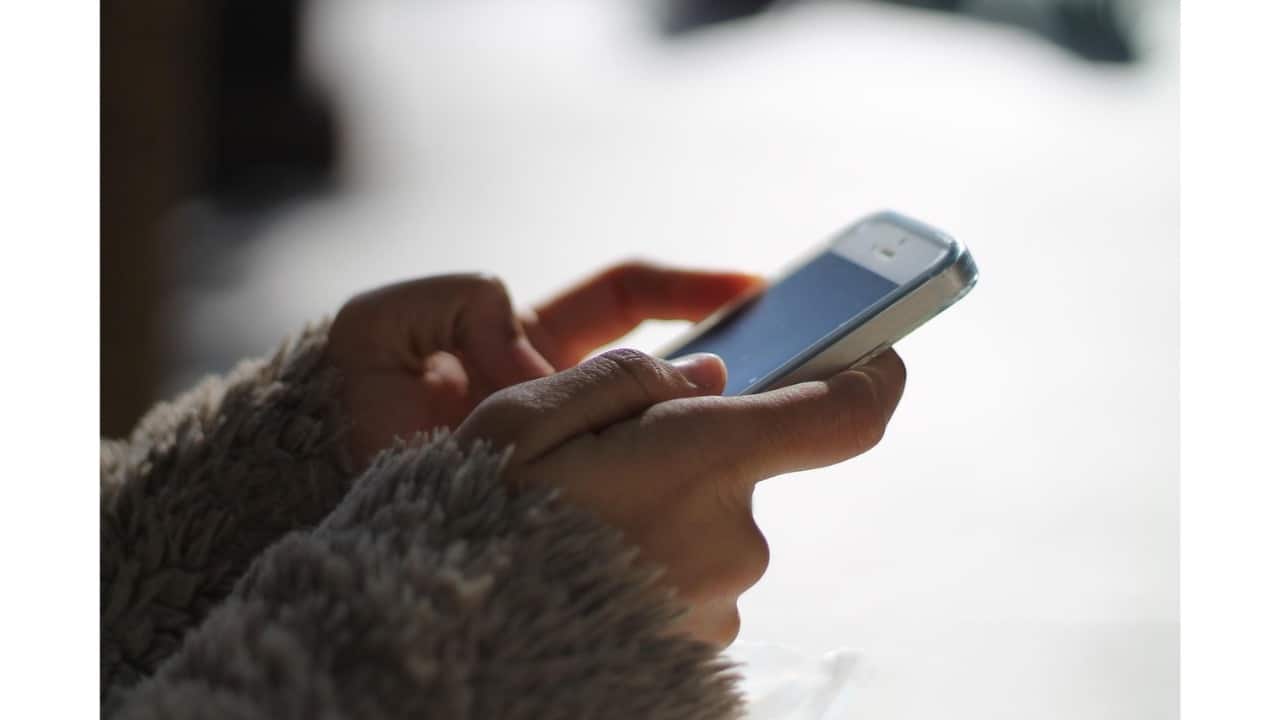 Auto-Clean Storage Running out of space? Head to Settings > Storage and Data > Manage Storage to review and delete large files, forwarded media, or chats taking up too much space. Auto-Clean Storage Running out of space? Head to Settings > Storage and Data > Manage Storage to review and delete large files, forwarded media, or chats taking up too much space.