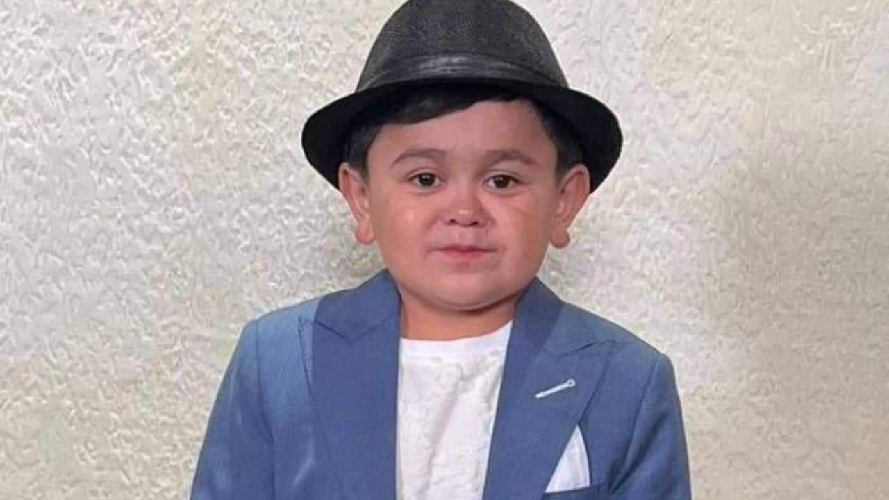 Abdu Rozik arrested by customs at Dubai International Airport on theft allegations