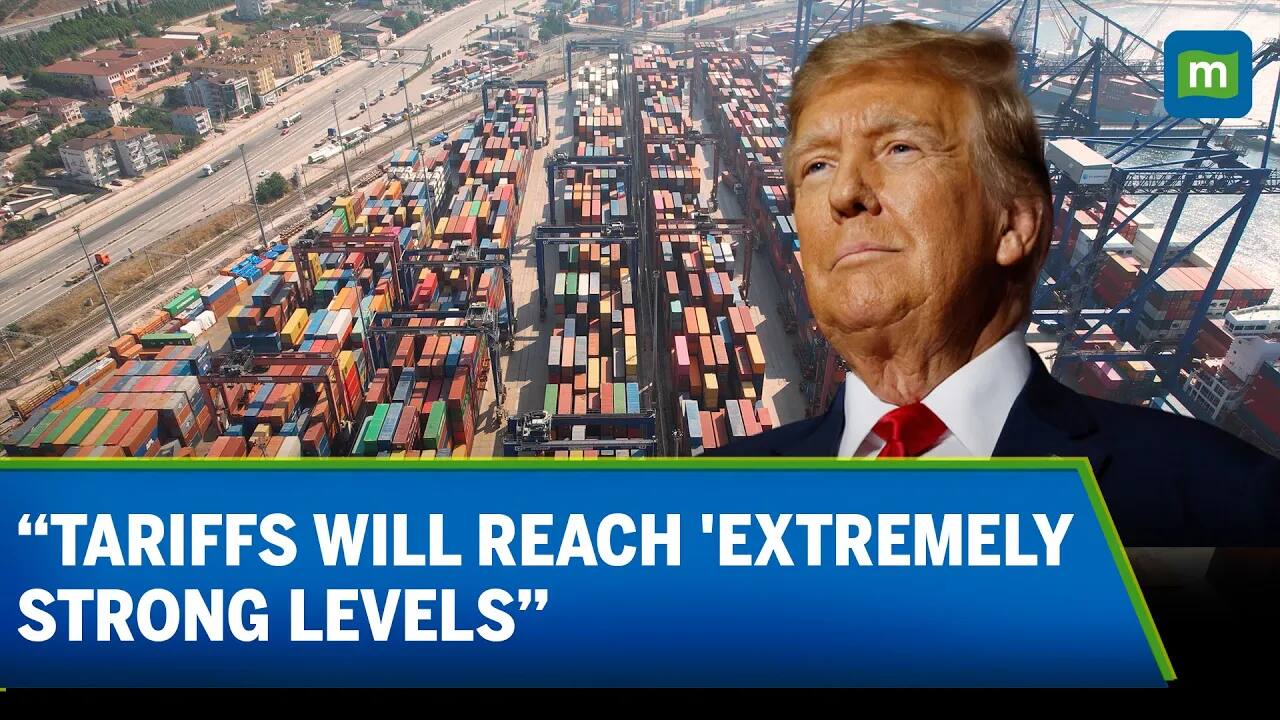 U.S. President Donald Trump Predicts A Sharp Increase In Tariff Revenue In a Month