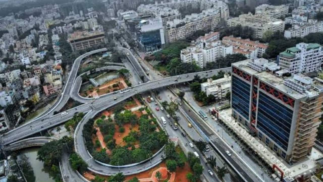 Experts say the GBA’s structure places significant control in the hands of Karnataka government, the report added. It includes elected representatives, key state ministers handling home, transport, urban development, and energy portfolios, as well as the mayors of the newly created municipal corporations. (Photo: X)
