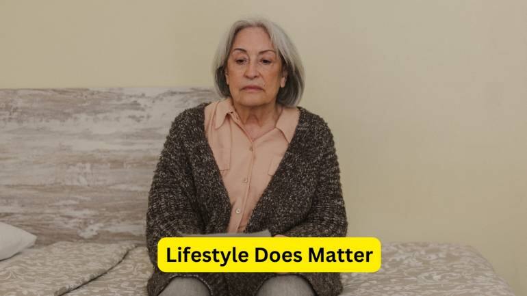 Lifestyle Does Matter This is where you get some power back. Diets rich in greens, berries and healthy fats (like the Mediterranean or MIND diet) have shown real promise. Add in daily movement, social chats, books, hobbies, even gardening. No magic cure, no rigid plan. Just gentle, consistent brain care that adds up over time.