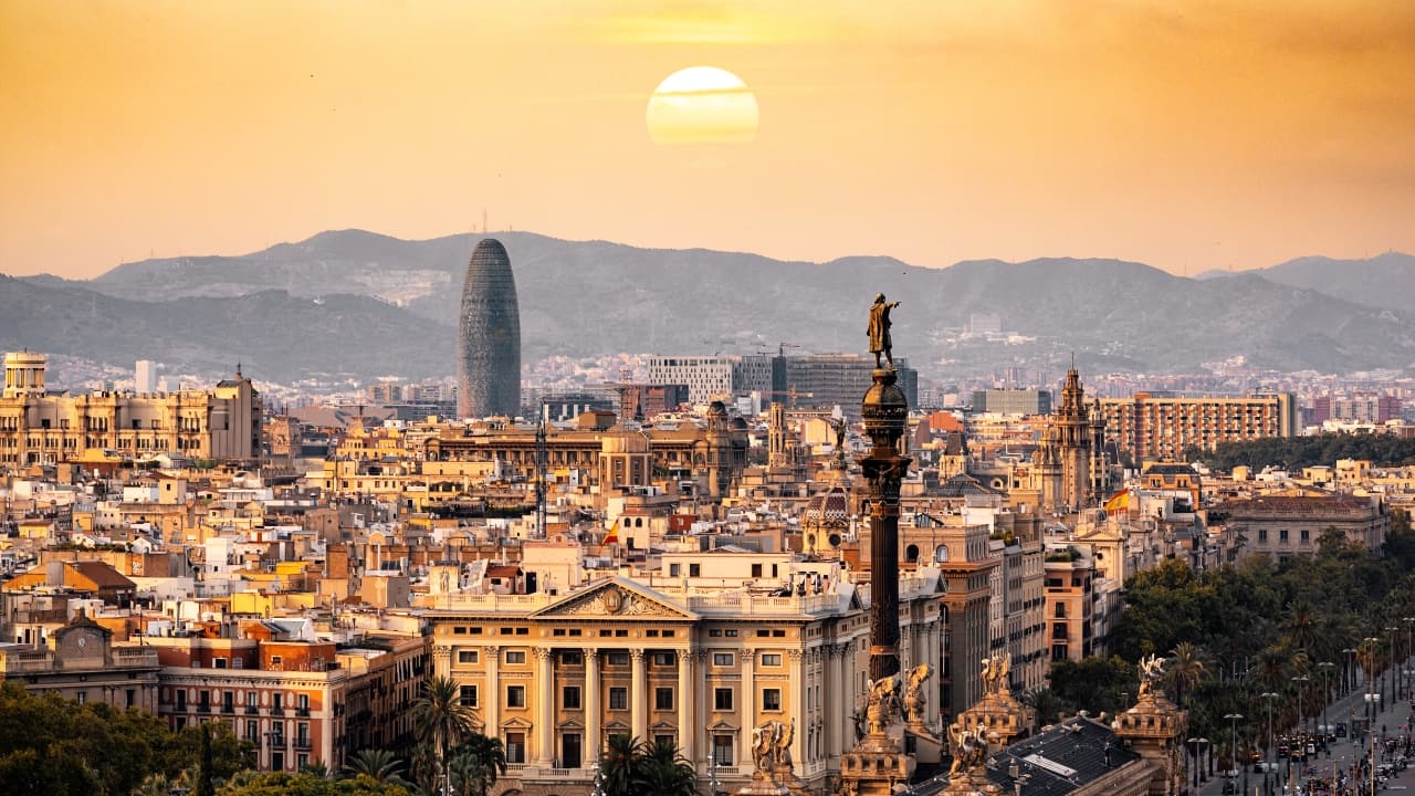 10 cities with the most instagrammable sunrises around the world