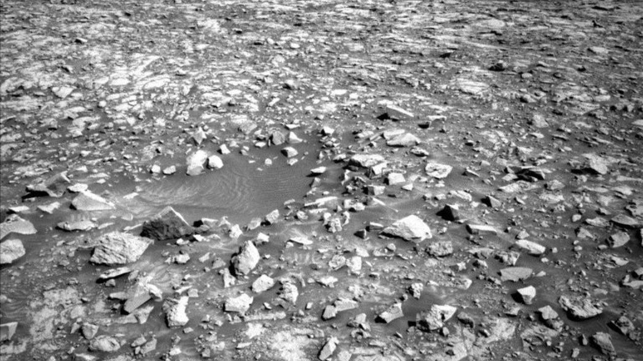 Another beautiful day on Mars: NASA’s curiosity takes a leisurely winter stroll, one sol at a time