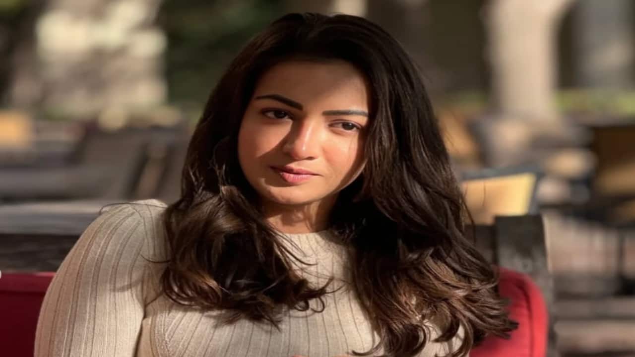 Catherine Tresa (35) Catherine, who has appeared in Tamil, Telugu, Kannada, and Malayalam films, is single and openly declares that she is not prepared for marriage.