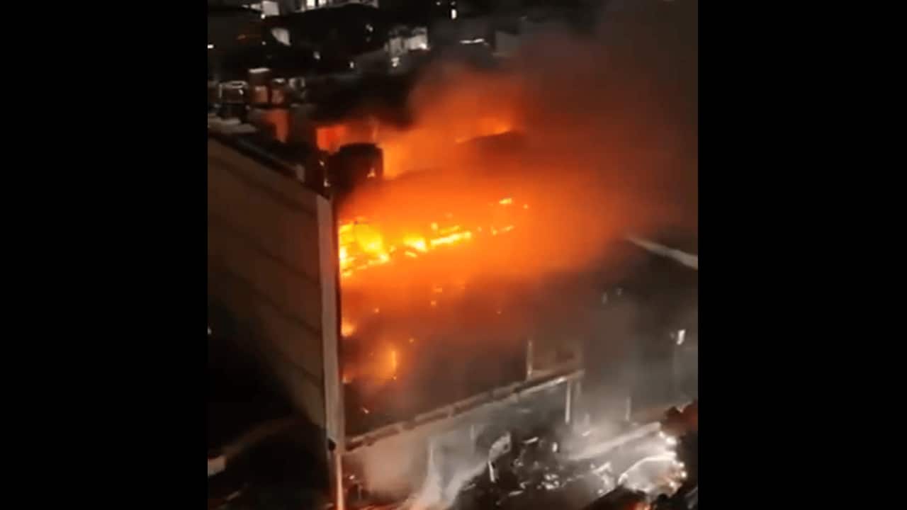 61 killed, several injured in massive fire at newly opened mall in Iraq's Kut | Watch