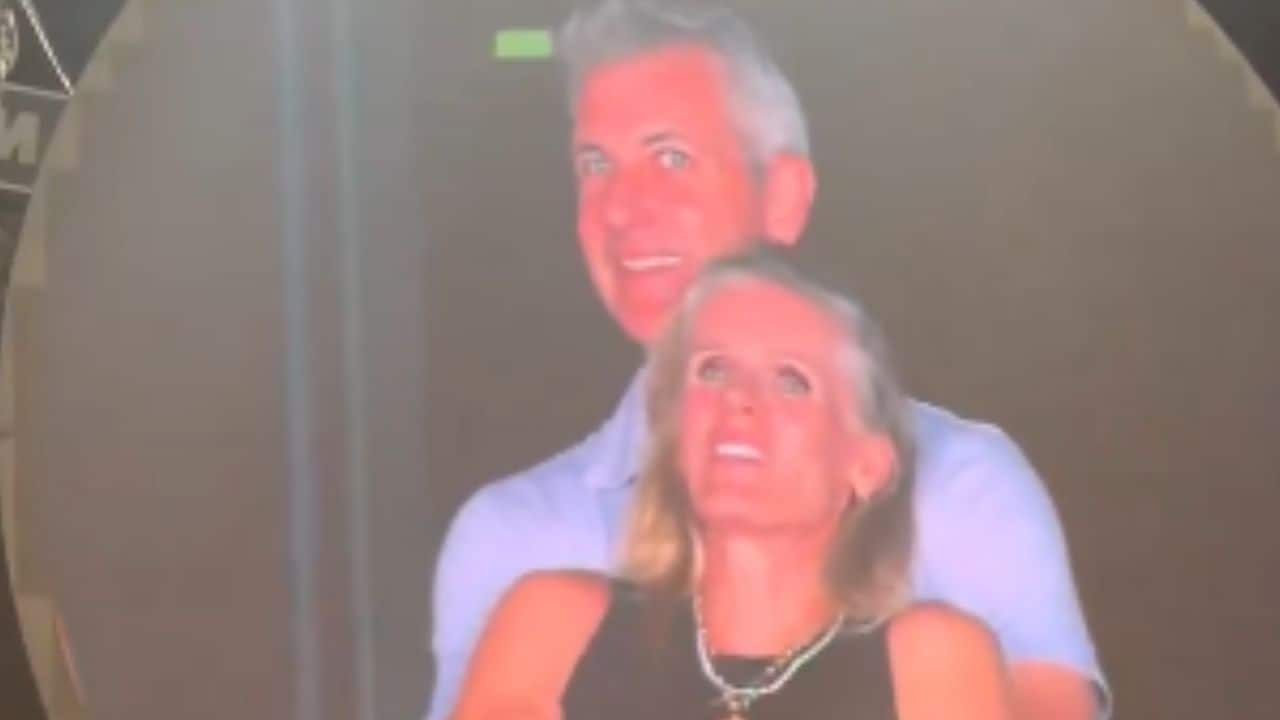 Coldplay concert takes awkward turn as Astronomer CEO Andy Byron and his girlfriend, HR Chief caught on Kiss Cam