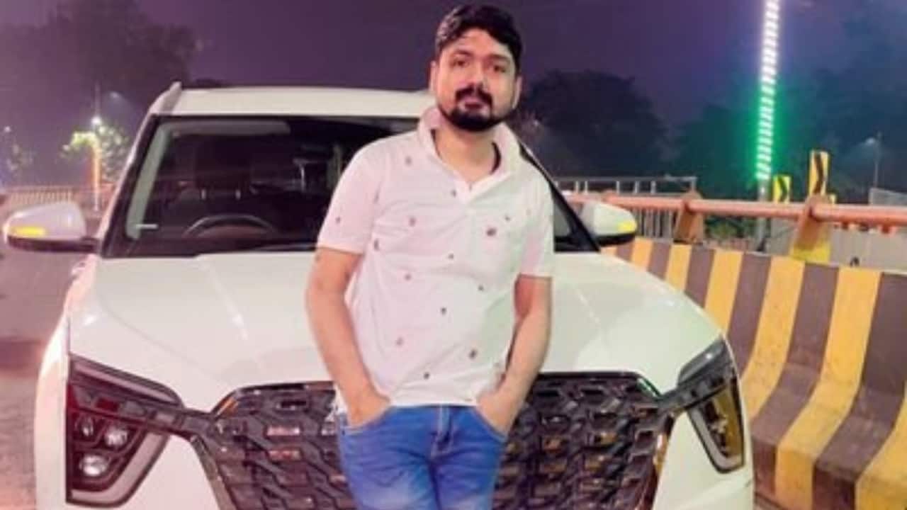 Police sources cited by NDTV said that Badshah hails from Patna’s Phulwari Sharif. His father runs a hardware business, his mother is a teacher and he attended the well-known Saint Karen’s School. Despite this seemingly ordinary background, Badshah had already been named in at least one case under the Arms Act. (Photo: X)