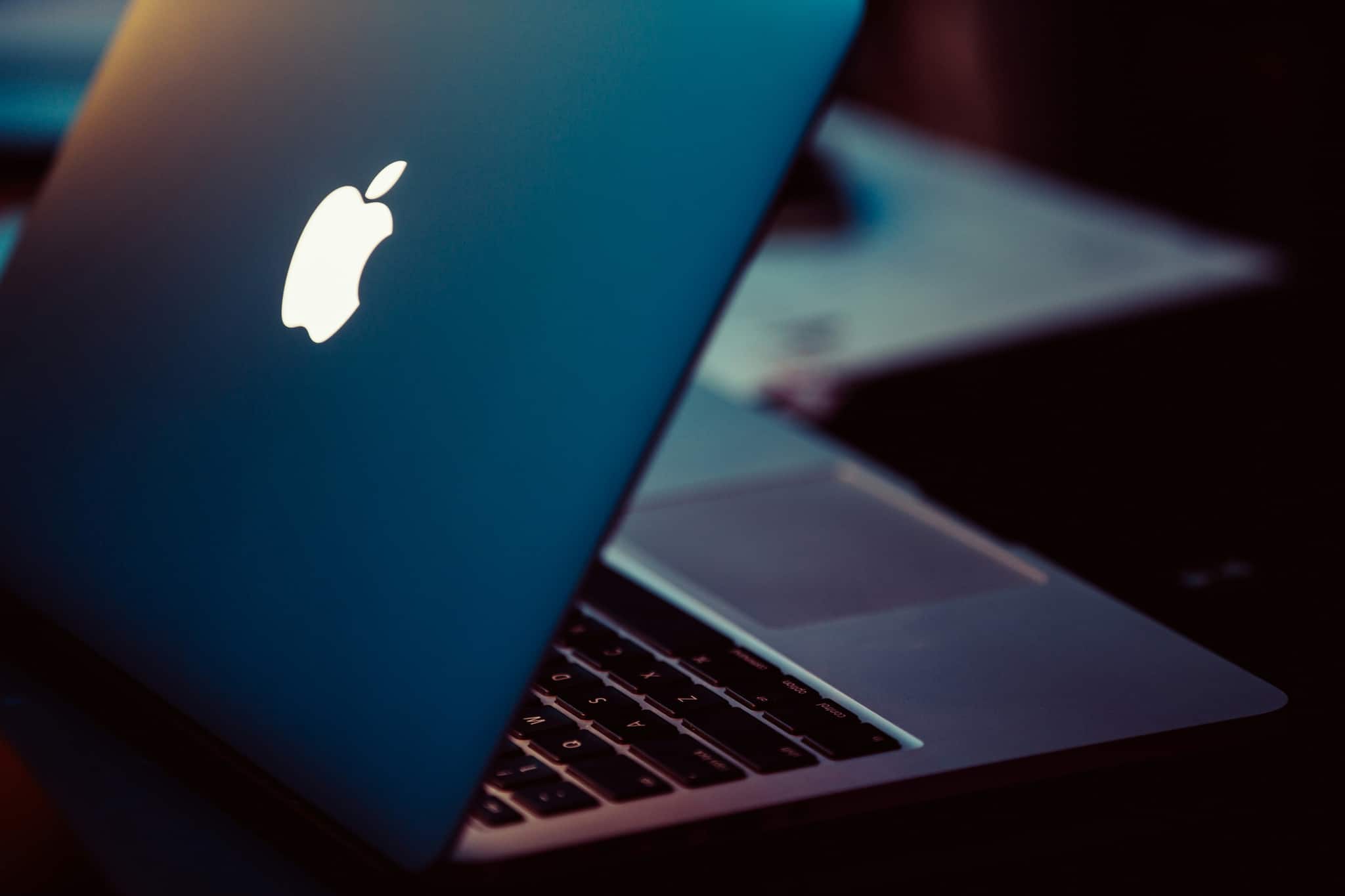 How to Verify Eligibility 1. Visit the Apple India Education Store 2. Use the UNiDAYS portal to verify student/teacher status (requires college email/ID or certificate) 3. Once approved, Apple automatically applies education pricing How to Verify Eligibility 1. Visit the Apple India Education Store 2. Use the UNiDAYS portal to verify student/teacher status (requires college email/ID or certificate) 3. Once approved, Apple automatically applies education pricing