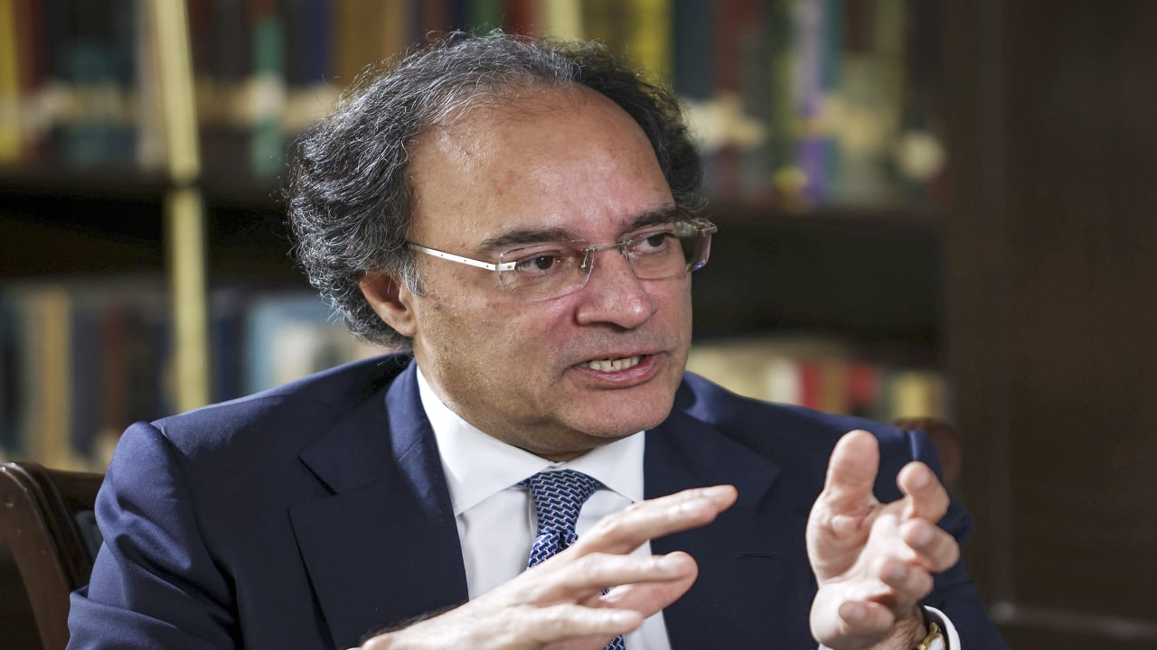 Pakistan's Finance Minister Seeks Trade Boost in US: Navigating Demands for a Deal