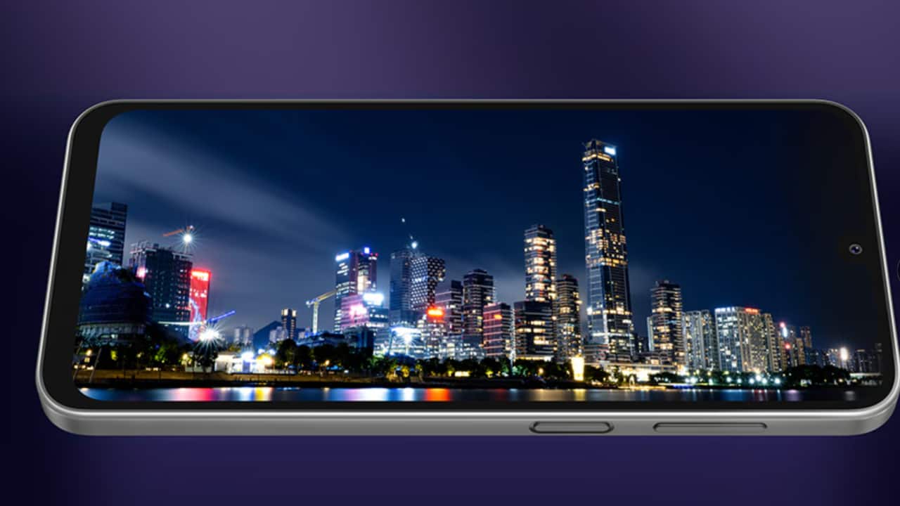 Samsung Galaxy F36 5G vs Galaxy M36 5G: Software and Updates Samsung Galaxy F36 5G vs Galaxy M36 5G: Software and Updates