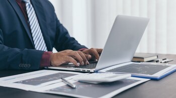 NSC interest declaration-accrual or receipt basis?