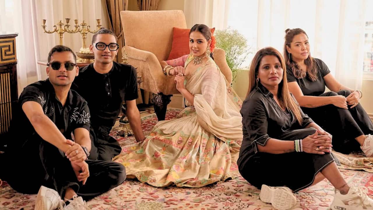 With the team Genelia sits proudly among her creative team. Their casual black outfits contrast with her elaborate attire, symbolising the balance between creativity and execution. She captioned the post, “I will continue to love you all. Thank you very much.” With the team Genelia sits proudly among her creative team. Their casual black outfits contrast with her elaborate attire, symbolising the balance between creativity and execution. She captioned the post, “I will continue to love you all. Thank you very much.”