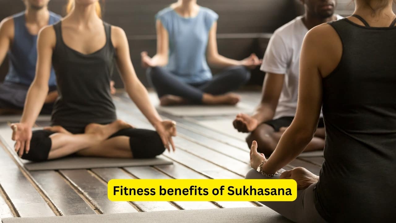 Easy yoga pose: Sukhasana (Easy Seated Pose) with Deep Breathing