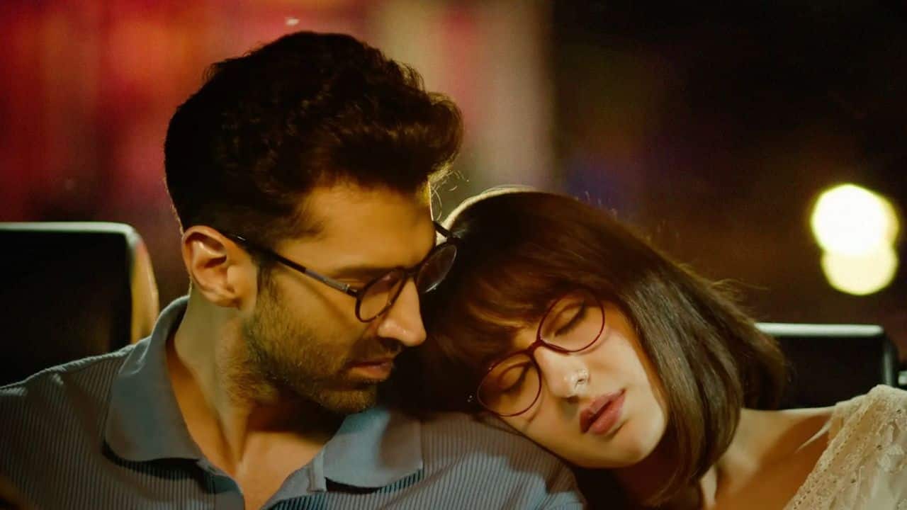 Aditya Roy Kapur talks about working with Sara Ali Khan in Metro In Dino: I learned everything about her on the job...