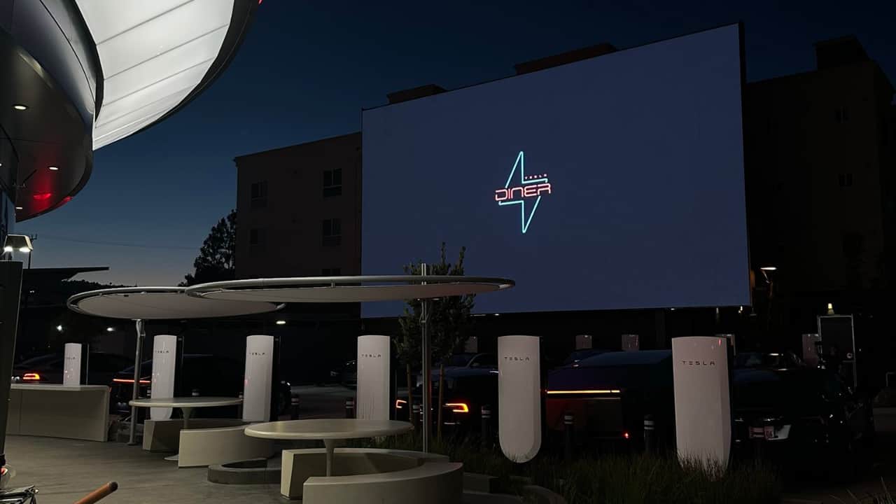 Drive-In meets EV charging Featuring 80+ Superchargers and EV‑owner perks, the diner doubles as a charging hub.