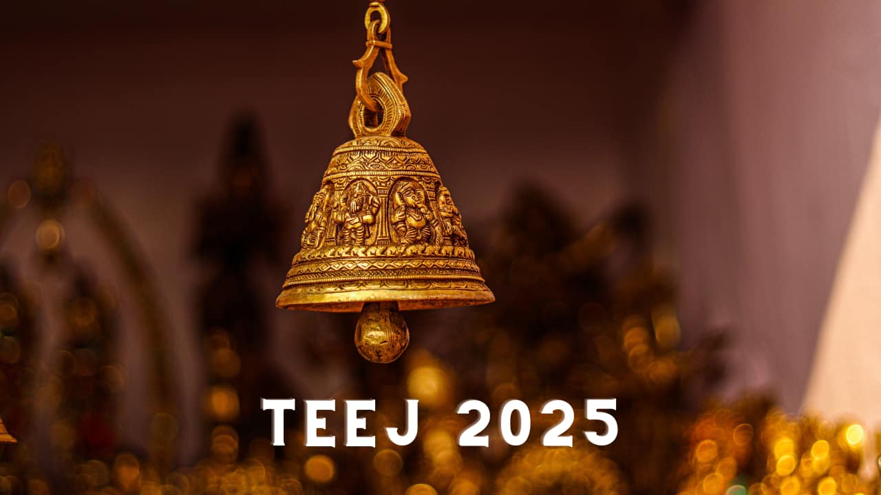 Gujarat is a spiritually enlightening celebration where women fast, visit temples, and offer prayers. (image: canva)