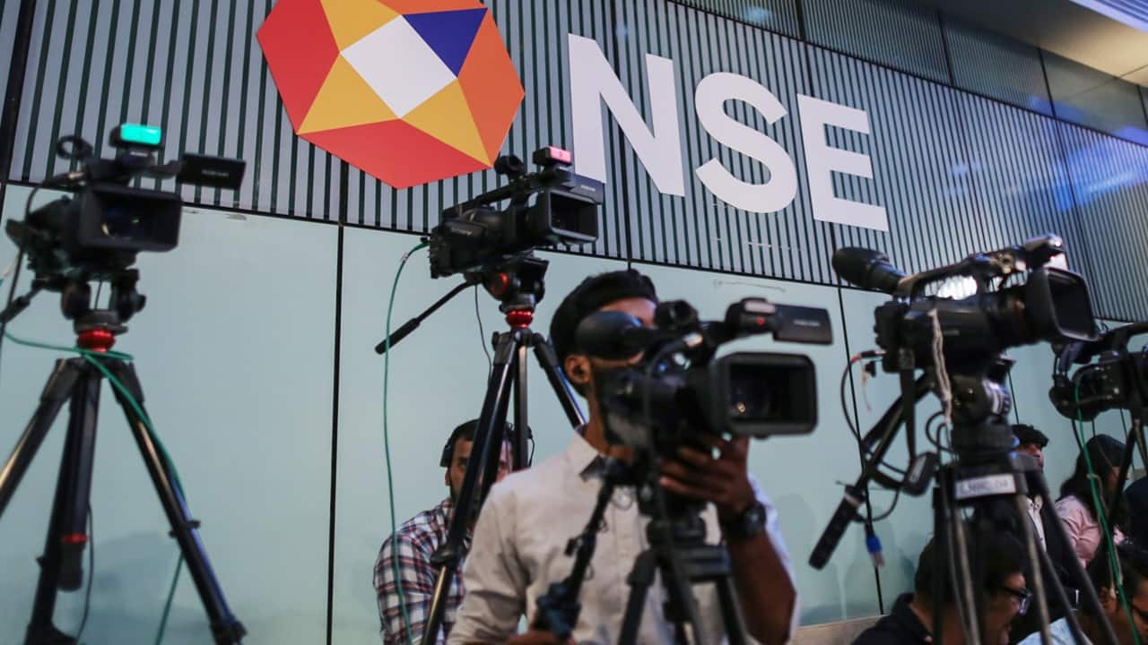 Indian IPO Surge: Companies Race for Investor Attention