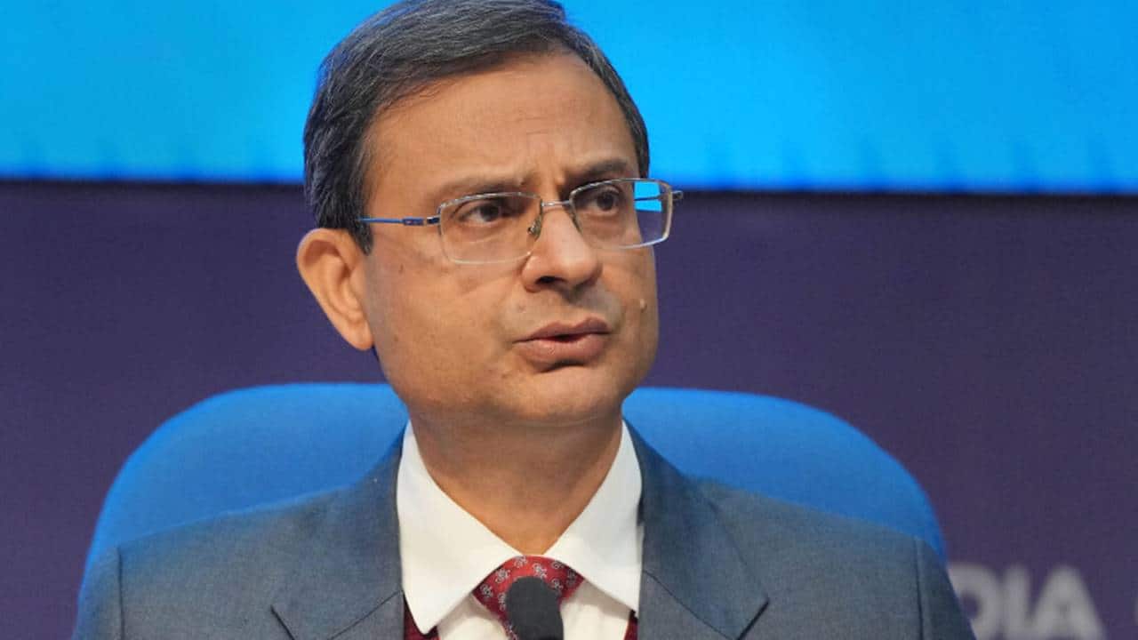 OPINION | Vault Matters: Can RBI Gov Malhotra get the elephant out of the forest?