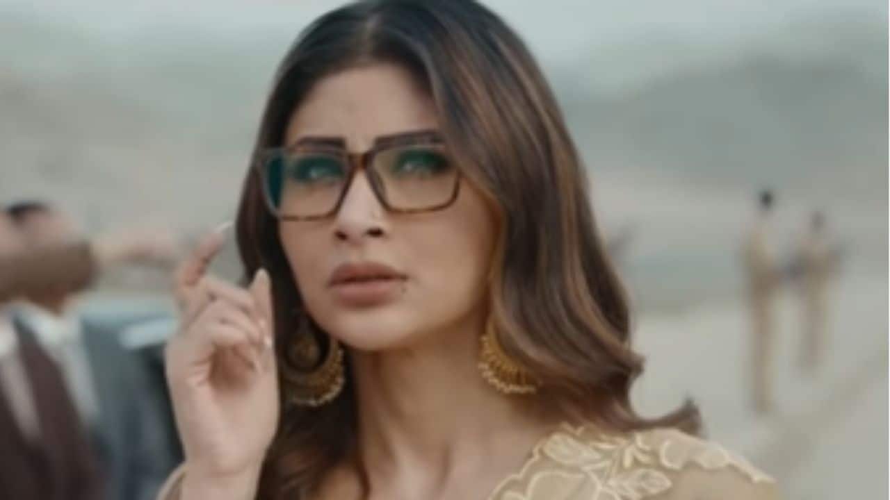 Mouni Roy's intense first look in Faruk Kabir’s espionage thriller Salakaar, watch