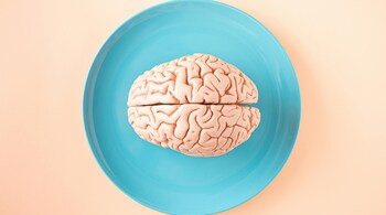 From memory lapses to unexplained fatigue, these subtle signals might be your brain asking for help. On World Brain Day, take a moment to listen. (Image: Pexels)