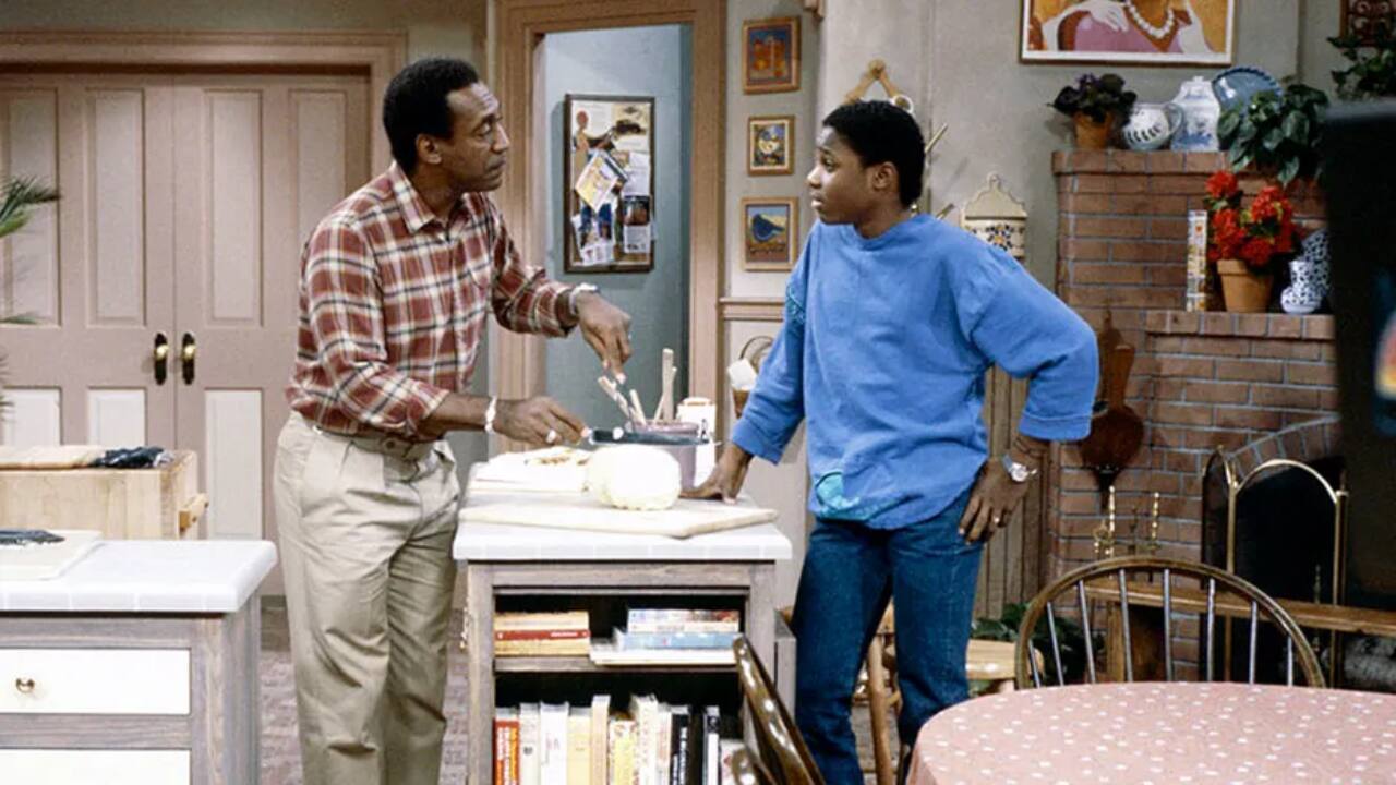 Breakout Role as Theo Huxtable Malcom rose to stardom in the 1980s with his iconic role as Theo Huxtable, the lovable and witty son on The Cosby Show. The show’s immense popularity turned Malcolm into a household name and a role model for young Black teens at the time. Breakout Role as Theo Huxtable Malcom rose to stardom in the 1980s with his iconic role as Theo Huxtable, the lovable and witty son on The Cosby Show. The show’s immense popularity turned Malcolm into a household name and a role model for young Black teens at the time.