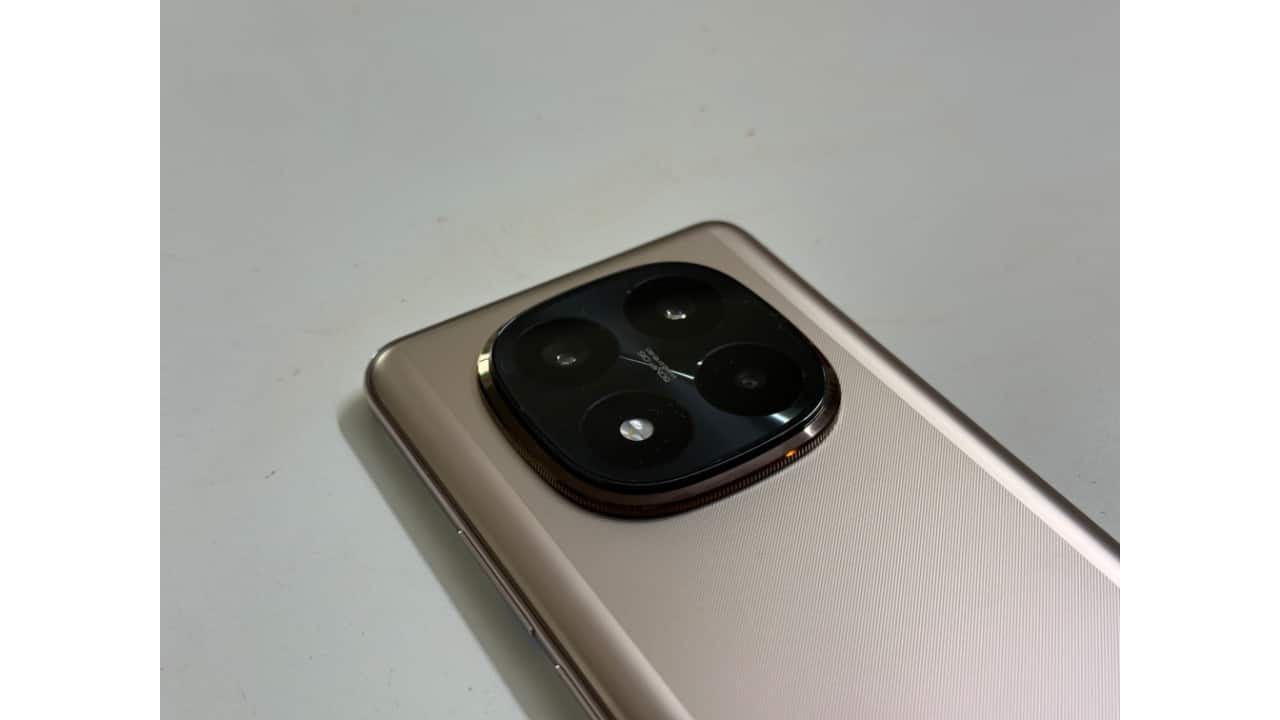   Software: Better, but still needs polish  It runs HyperOS 2.0 on Android 15. It’s cleaner than MIUI, and new AI features are helpful. However, there’s still some bloatware, and a few animations feel clunky. Xiaomi promises 3 major Android updates and 4 years of security patches, which is decent.