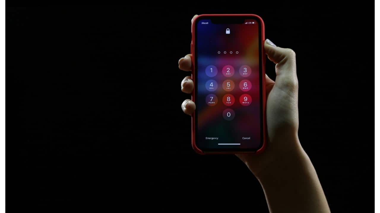 Passcode screen updated Under Face ID & Passcode, Apple has refined the layout and added clearer prompts. It now reminds you more explicitly which passcode is needed when accessing settings. Passcode screen updated Under Face ID & Passcode, Apple has refined the layout and added clearer prompts. It now reminds you more explicitly which passcode is needed when accessing settings.