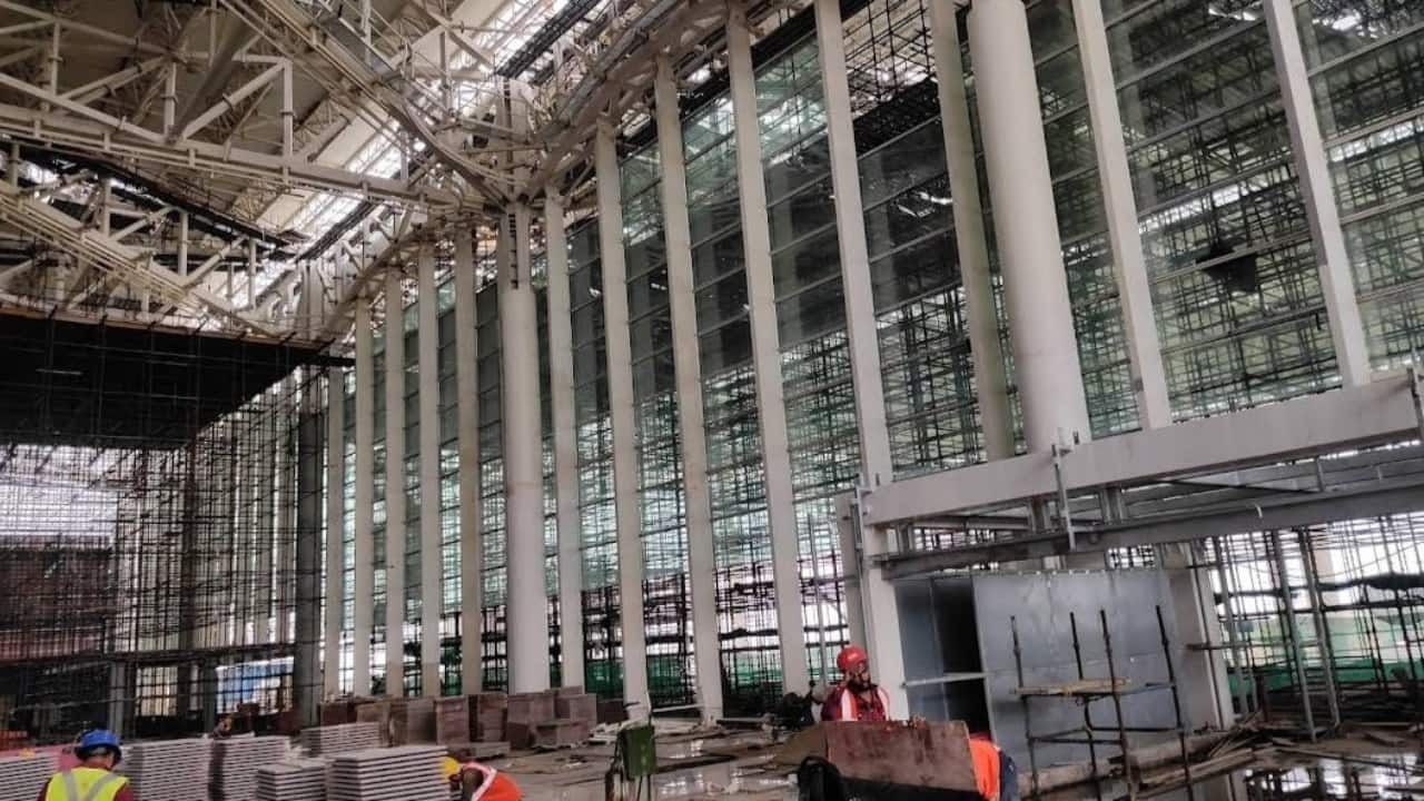 Upon completion of all four phases by 2040, the airport will be able to accommodate 70 million passengers each year. (Photo: X)