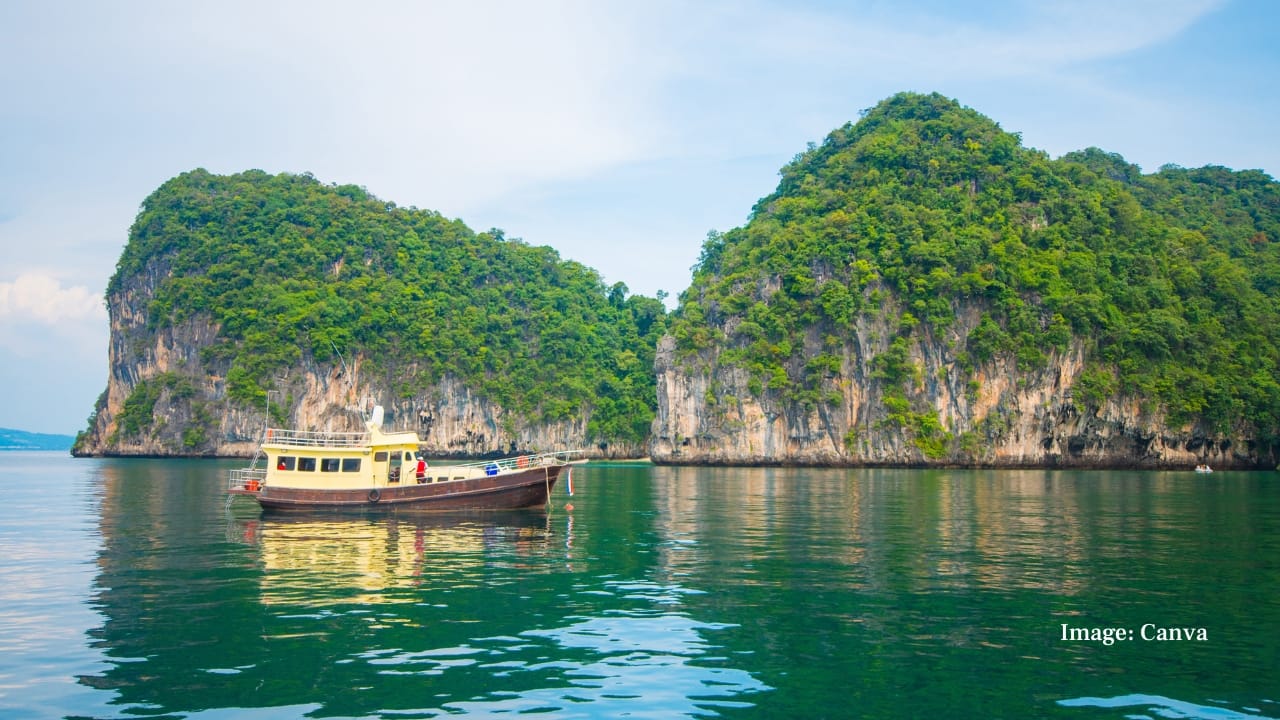 3. Koh Hong Lagoon, Thailand Tucked within the limestone karsts of Krabi province, Koh Hong Lagoon is a hidden jewel of the Andaman Sea. Reached only by kayak or boat through a narrow inlet, its emerald waters and solitude are striking. (Image: Canva)