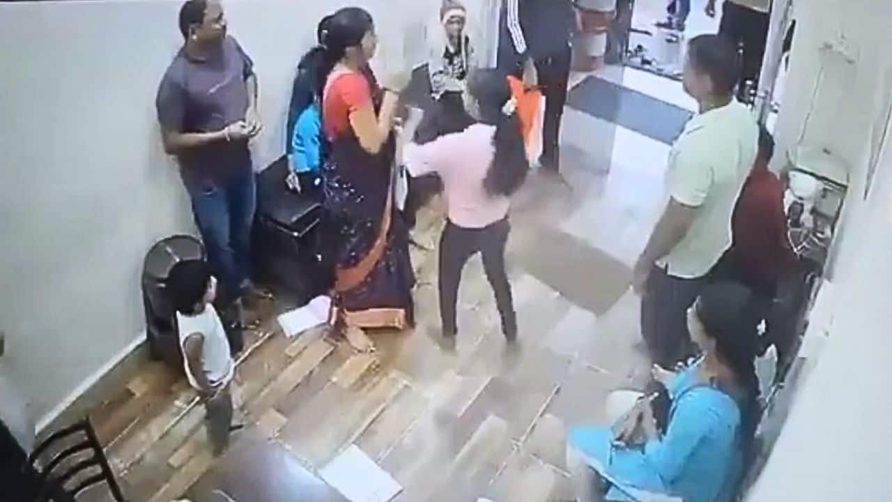 Mumbai clinic attack: Twist in receptionist assault story, CCTV shows who struck first | Watch