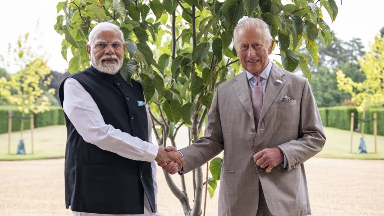 King meets Modi after India-UK trade deal signed