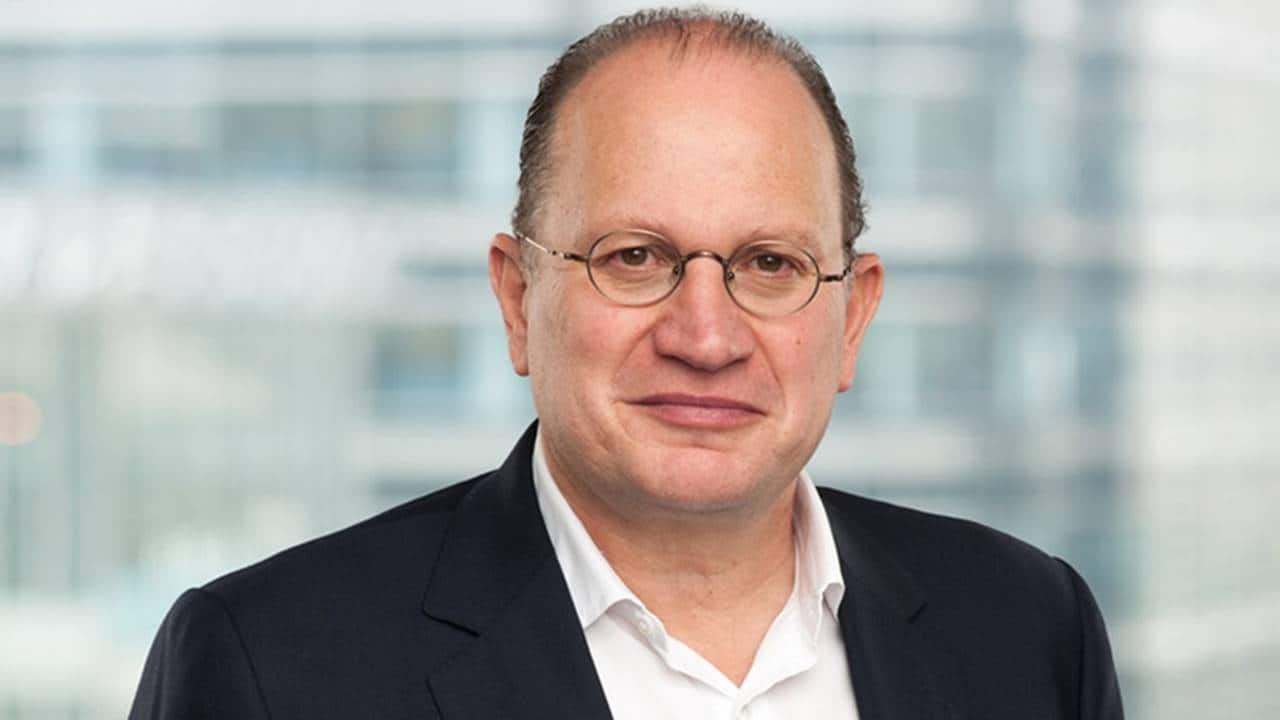 Why is it so hard to replace HSBC’s Mark Tucker?