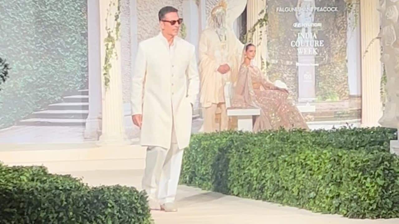 Indian Couture Week 2025: Akshay Kumar turns showstopper in Falguni Shane Peacock prince-like Sherwani