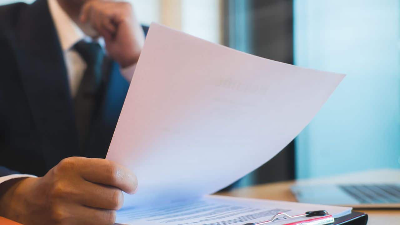 Keep documents handy Keep handy your salary slips, employer certificates, or Form 16 with the breakup of your arrears. You will need these documents to correctly calculate the amount of income received in which year and to support your claim, should the Income Tax Department request the documents for any clarification. Keep documents handy Keep handy your salary slips, employer certificates, or Form 16 with the breakup of your arrears. You will need these documents to correctly calculate the amount of income received in which year and to support your claim, should the Income Tax Department request the documents for any clarification.