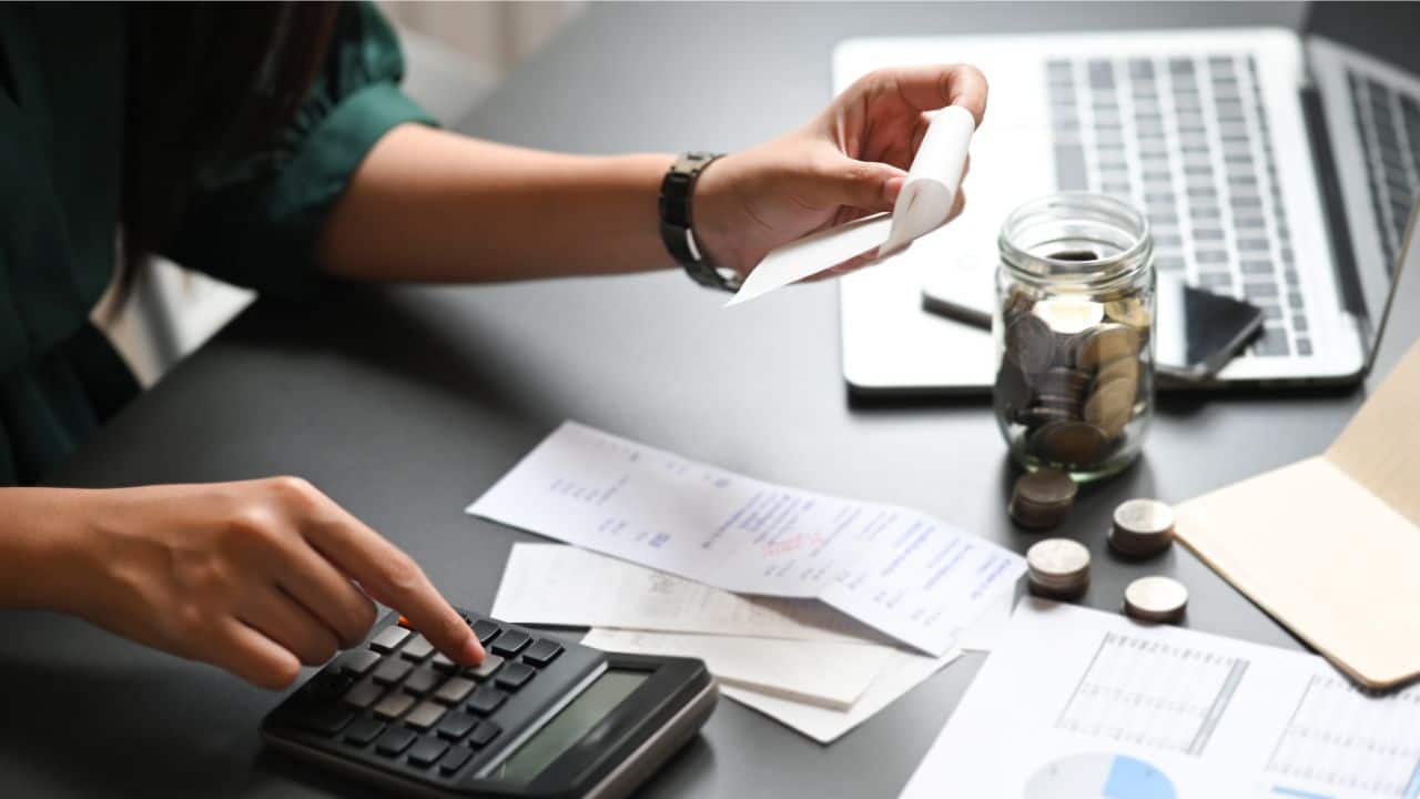  Don’t ignore interest rates and safety Interest matters, even if it’s just a few hundred rupees more per year. Some digital banks or private banks offer higher interest on savings, often with fewer fees. Just make sure any bank you choose is regulated by the RBI and that your deposits are insured up to ₹5 lakh. You want your money to grow, but not at the cost of safety.