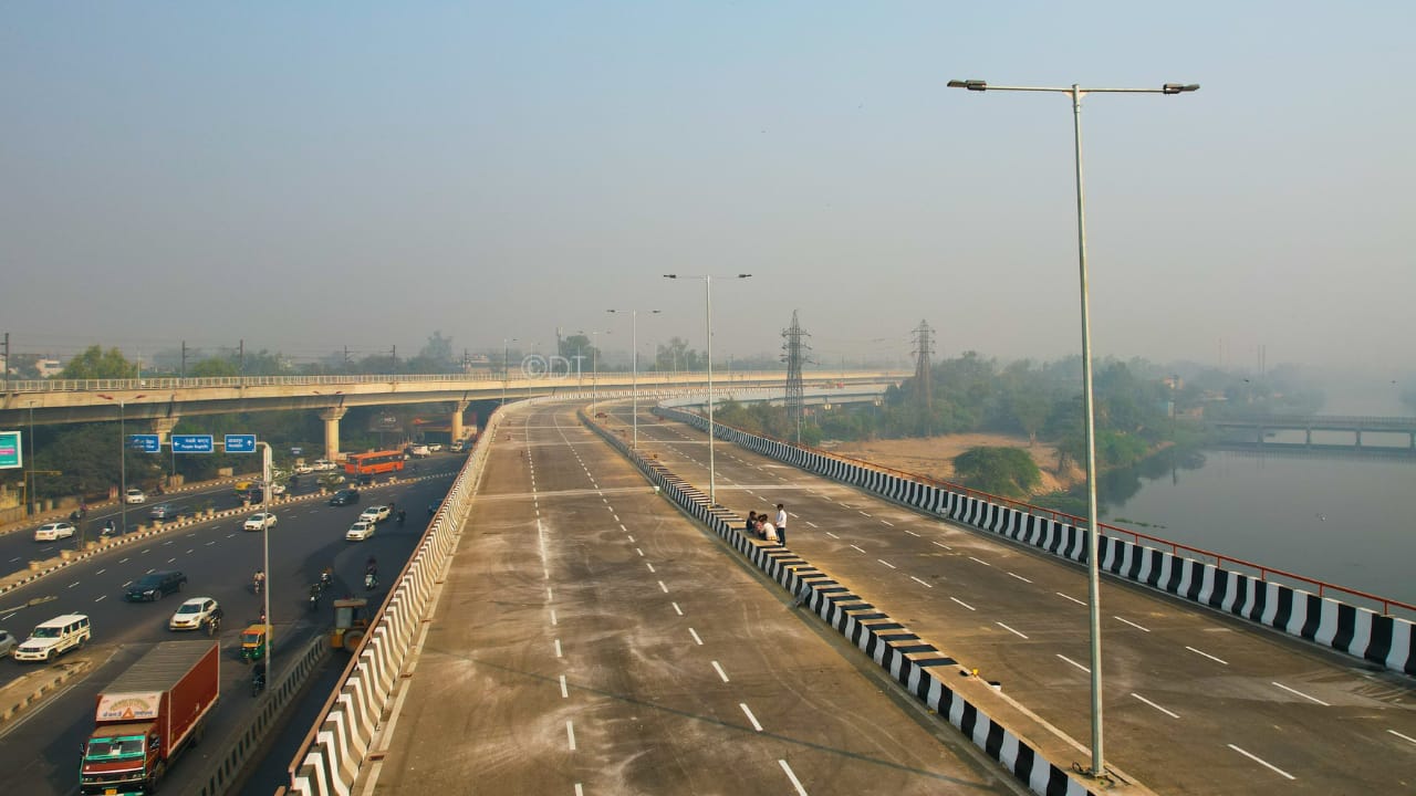 Over 47 flyovers and bridges were built in the 2000s, with major investments in transport infrastructure taking place under the Sheila Dikshit-led administration. The push, especially ahead of the 2010 Commonwealth Games, led to the construction of key flyovers such as those at Moti Nagar, Punjabi Bagh, Raja Garden, Savitri, AIIMS, Britannia Chowk and others. (Photo:X/@DetoxTravellerr)