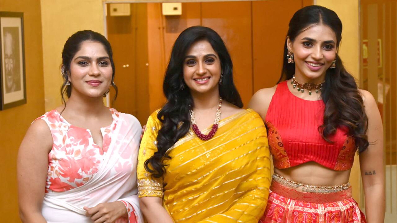 The cast and crew Nithiin plays the lead role in Thammudu, while Laya makes her Telugu film debut following her appearance in Amar Akbar Anthony (2018). Additionally, Apthami Gowda (of Kantara fame) appears in the movie. Bollamma Varsha, Saurabh Sachdev, Hari Teja, Swasika, Chammak Chandra, Temper Vamsi and others are part of the project. The cast and crew Nithiin plays the lead role in Thammudu, while Laya makes her Telugu film debut following her appearance in Amar Akbar Anthony (2018). Additionally, Apthami Gowda (of Kantara fame) appears in the movie. Bollamma Varsha, Saurabh Sachdev, Hari Teja, Swasika, Chammak Chandra, Temper Vamsi and others are part of the project.