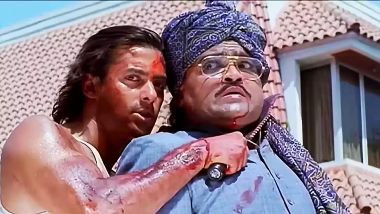 When Salman Khan held Ashok Saraf’s throat with a real knife in Jaagruti: There was a deep cut…