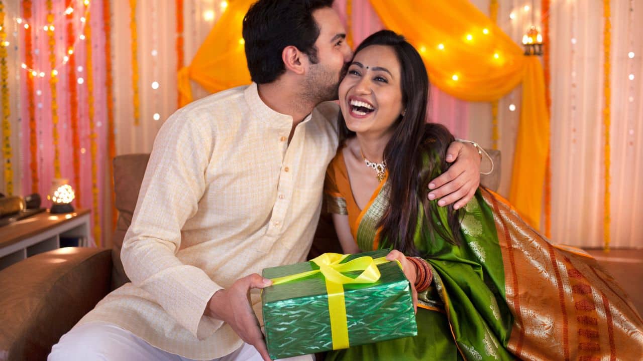 Gift tax 2025: When are they exempt and when taxed?