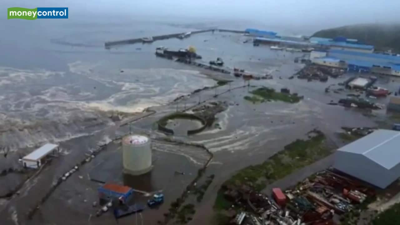 Tsunami warning: 5 features you should enable to get  real-time alerts and emergency notifications on Android and iPhone