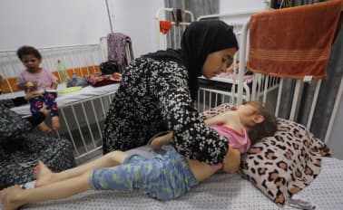 Holding on to hope, Nasma pleads for urgent medical evacuation to save Jana’s life outside Gaza. (Image: Reuters) 