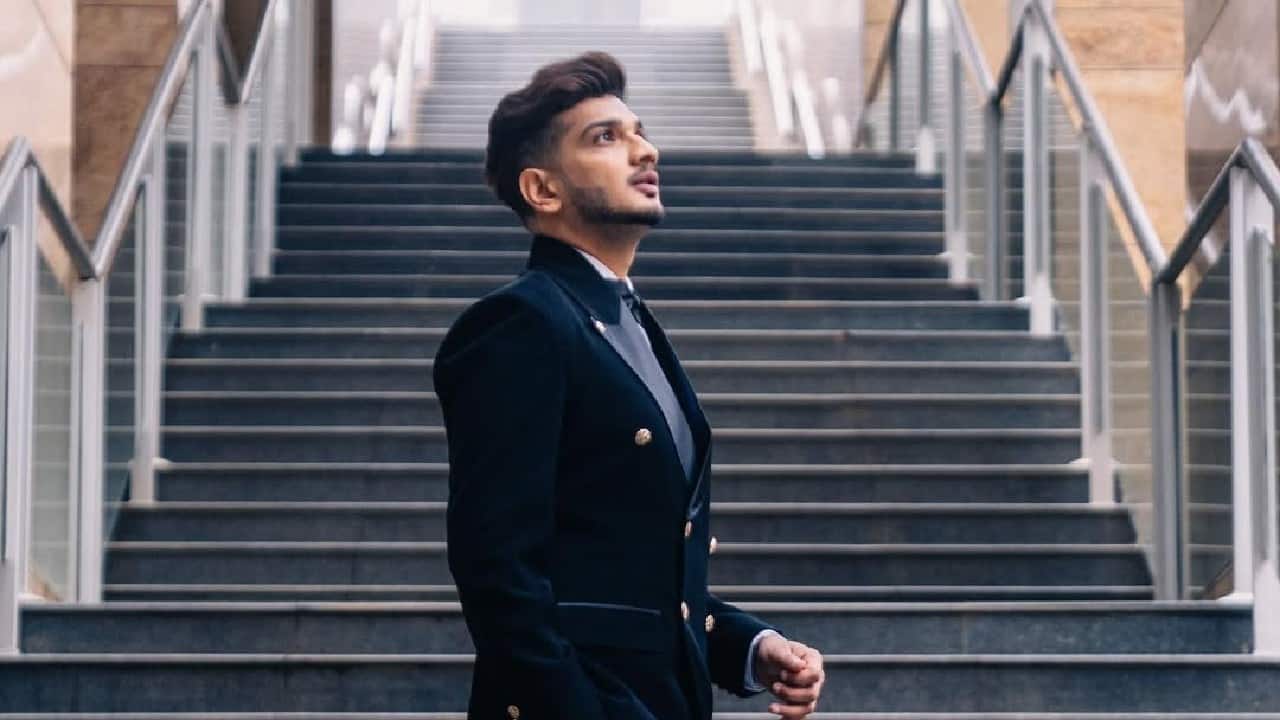 Success in the house of controversies He won the coveted trophy of Bigg Boss 17 which got him a huge fanbase. Success in the house of controversies He won the coveted trophy of Bigg Boss 17 which got him a huge fanbase.