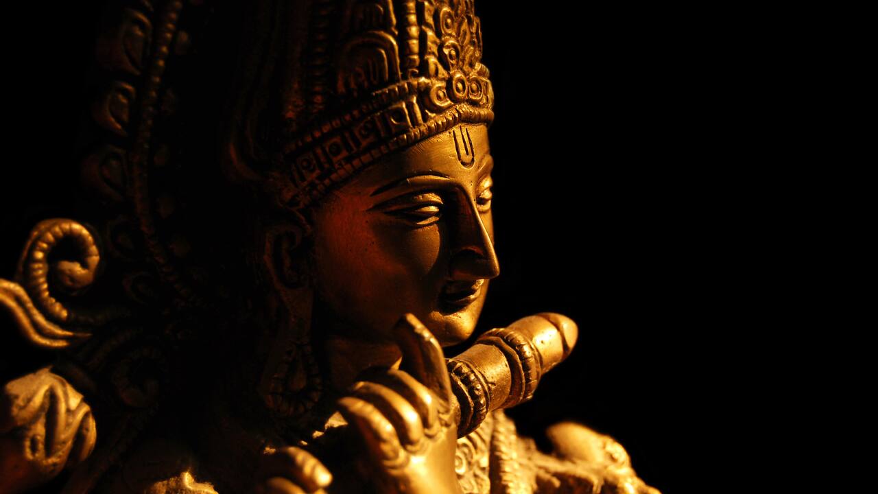 4. Emotional Support Is Divine: Draupadi turned to Krishna in her pain, and he always comforted her. A friend is someone who listens, understands, and uplifts. (image: canva)