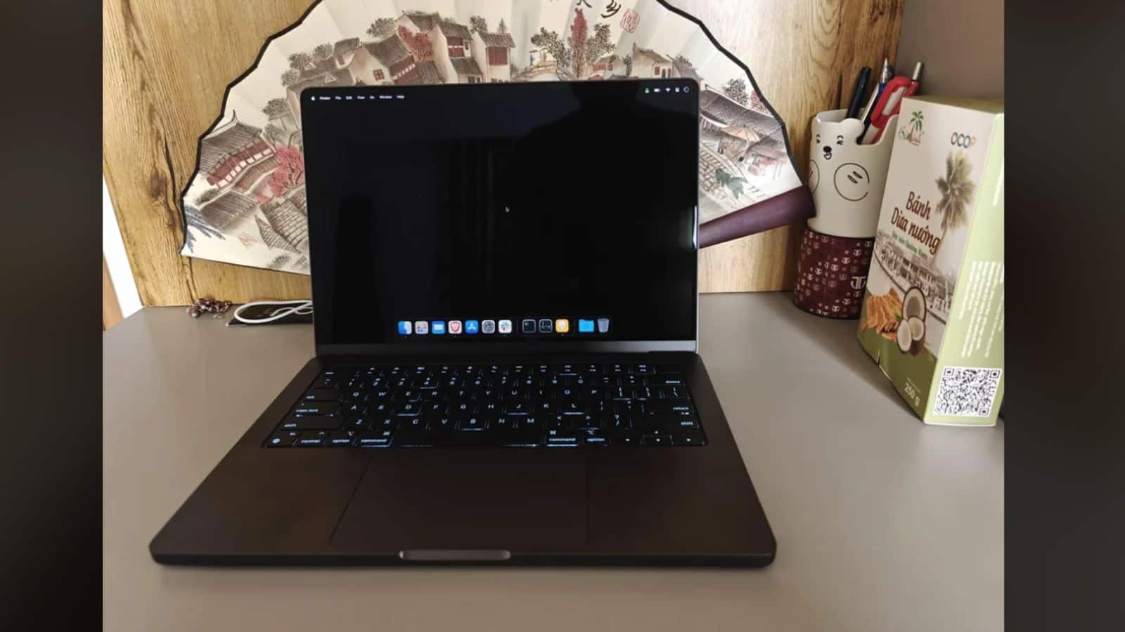 Optimise battery life with Adaptive Charging<br />MacBook Air models now include enhanced adaptive charging that learns your routine and prevents the battery from staying at 100% for too long. This slows down long-term battery wear. Keep “Optimised Battery Charging” turned on in System Settings → Battery. Pair this with Low Power Mode for longer unplugged use.