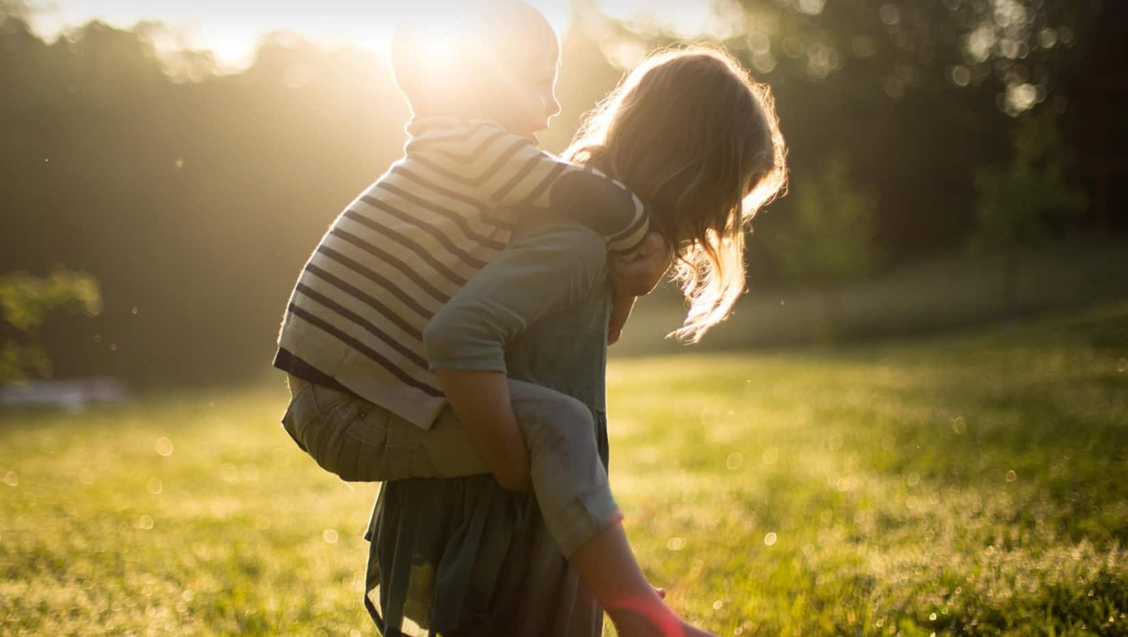 Sister’s Day 2025: Date, Wishes, WhatsApp stickers, quotes and more you can send to express love