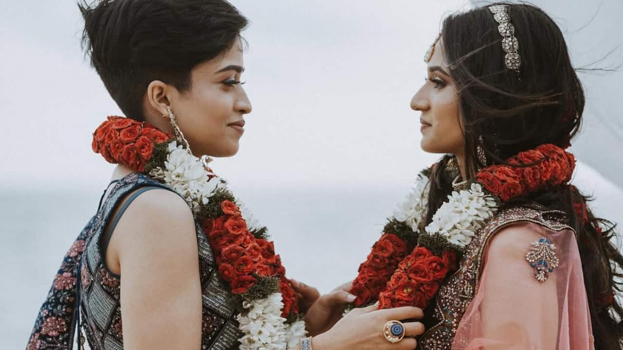 Legal Battle for Reunion - Refusing to give up, Adhila approached the Kerala High Court with a habeas corpus petition, claiming Noora was being held against her will and subjected to conversion therapy. Her brave move attracted public attention, and she even went live on social media to expose their situation.