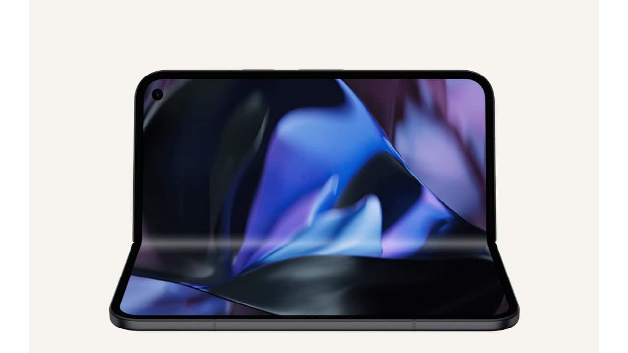 Brighter & Smoother Displays Expect a 6.4-inch cover OLED display and an 8-inch main foldable panel, both supporting a 120Hz refresh rate. The display is tipped to hit 2700 nits of peak brightness, making it one of the brightest foldables on the market. Brighter & Smoother Displays Expect a 6.4-inch cover OLED display and an 8-inch main foldable panel, both supporting a 120Hz refresh rate. The display is tipped to hit 2700 nits of peak brightness, making it one of the brightest foldables on the market.