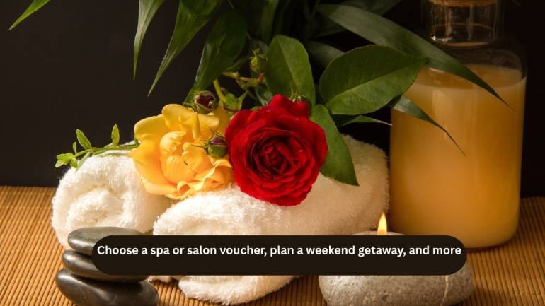 Top Raksha Bandhan Gift Ideas for Sister (Image: Canva)