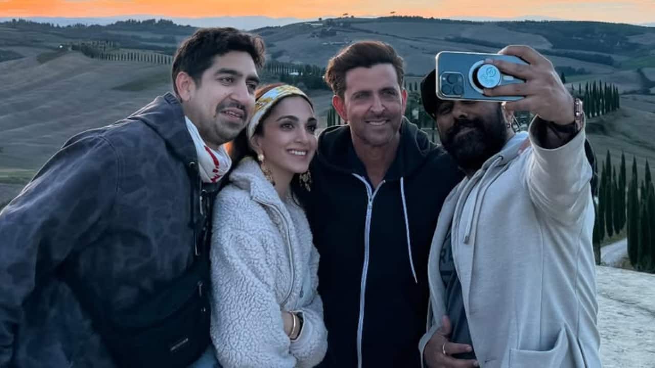 Golden hour magic with Hrithik Roshan and team. A sunset selfie that’s equal parts friendship, fun, and film magic.